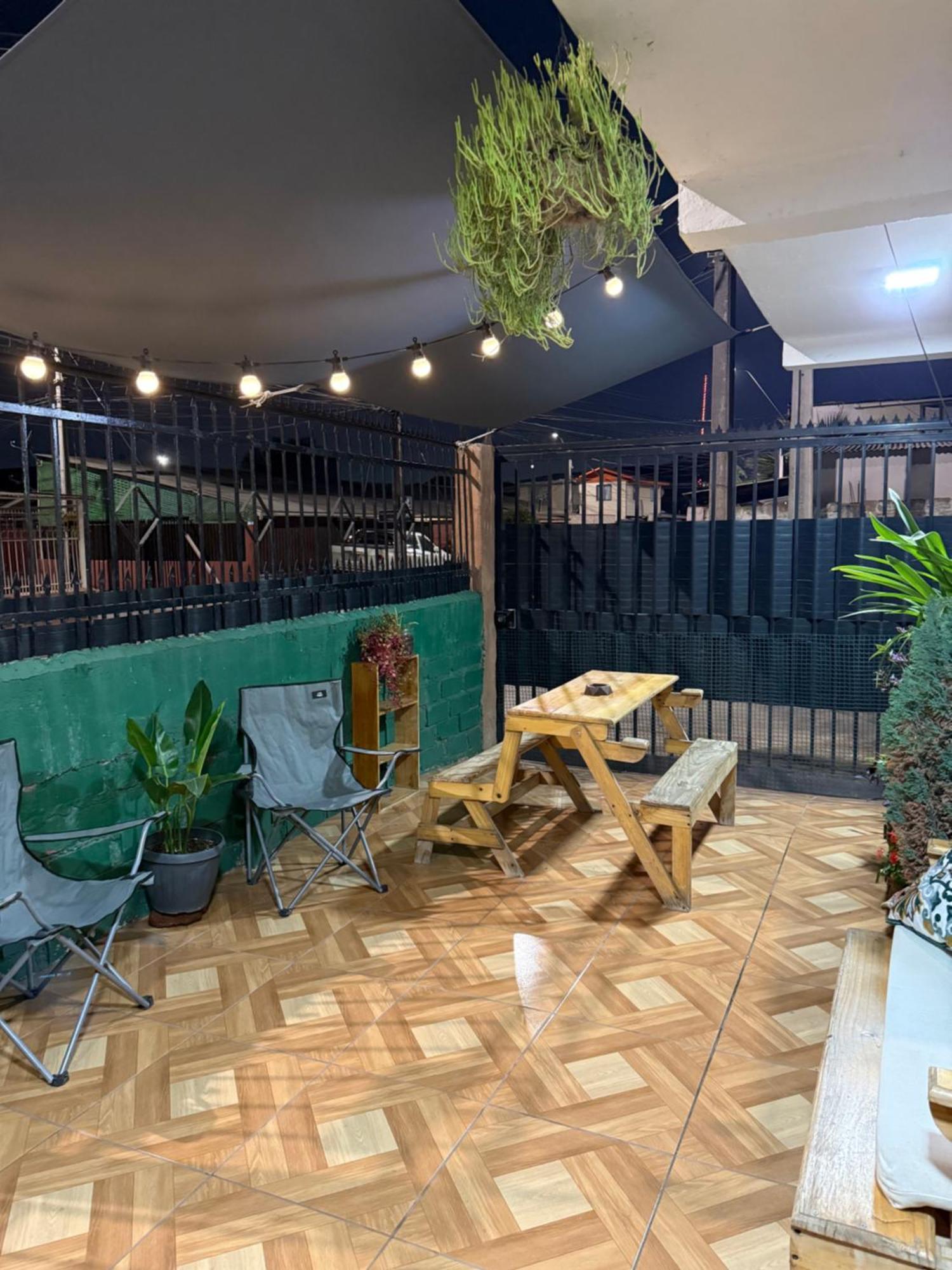 Hostal Familiar S&G Santiago Exterior photo